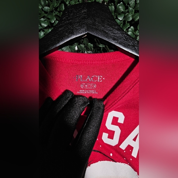 Place Red Team Santa Long Sleeve Tee - Picture 2 of 2